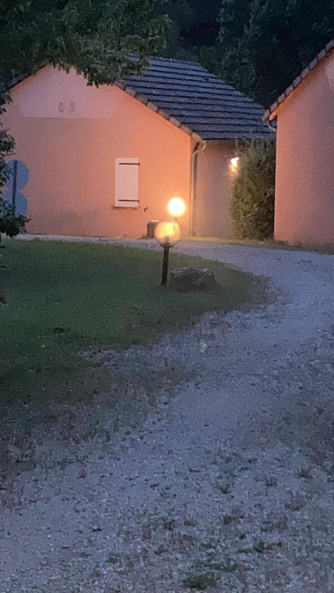 Saint-Geniez D'Olt - Residence Le Colombier Dış mekan fotoğraf