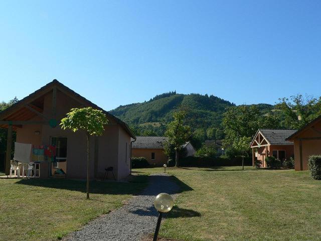 Saint-Geniez D'Olt - Residence Le Colombier Dış mekan fotoğraf